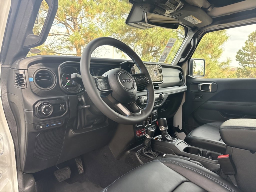Used 2024 Jeep Wrangler Unlimited Rubicon 4xe image 12
