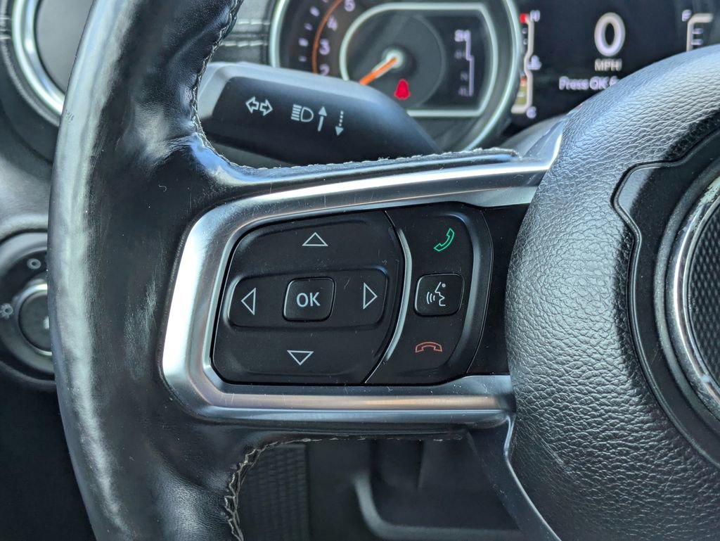 Used 2018 Jeep Wrangler Unlimited Sahara AWD/4WD image 26