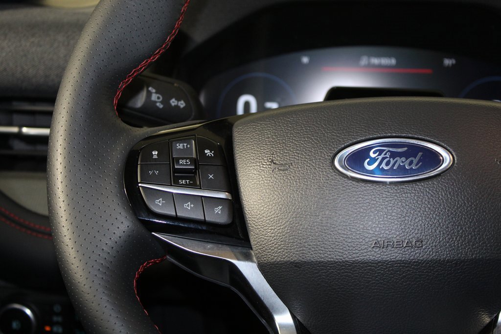 Certified 2025 Ford Explorer ST-Line w/ ST-Line Street Pack image 16