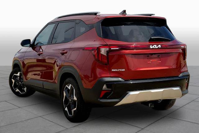 Used 2025 Kia Seltos S image 2
