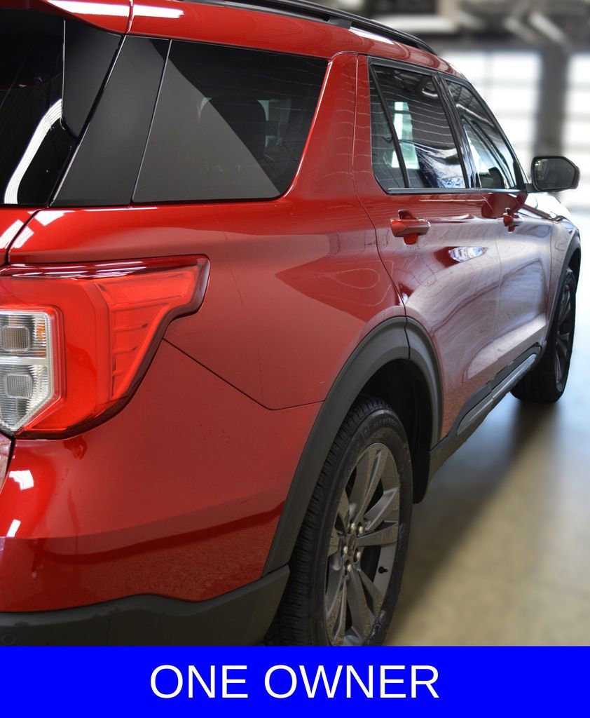 Certified 2023 Ford Explorer XLT w/ Equipment Group 202A AWD/4WD image 7