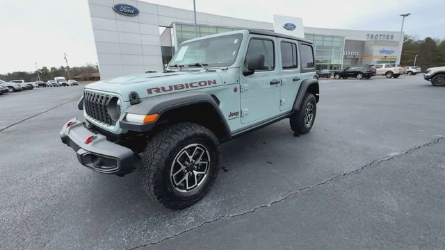 Used 2024 Jeep Wrangler Unlimited Rubicon image 2