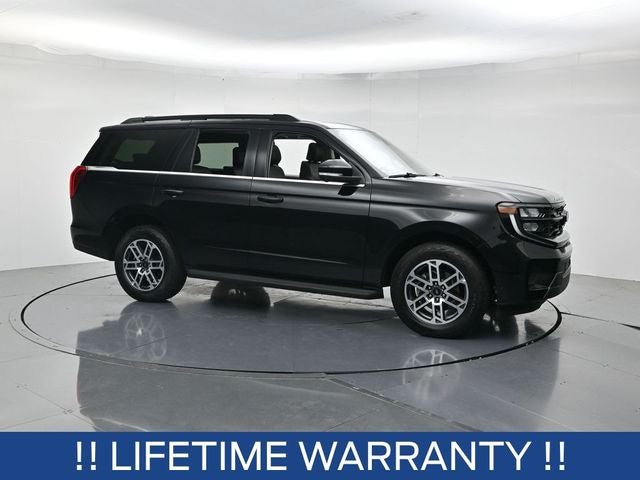 Certified 2025 Ford Expedition Active AWD/4WD image 3