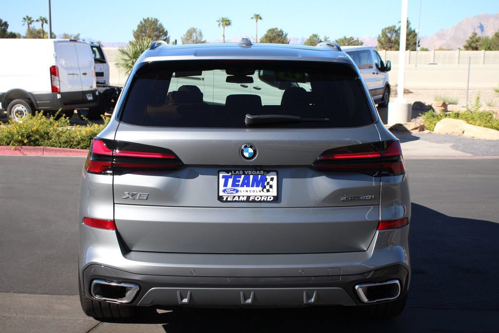 Used 2026 BMW X5 xDrive40i w/ M Sport Package AWD/4WD image 7