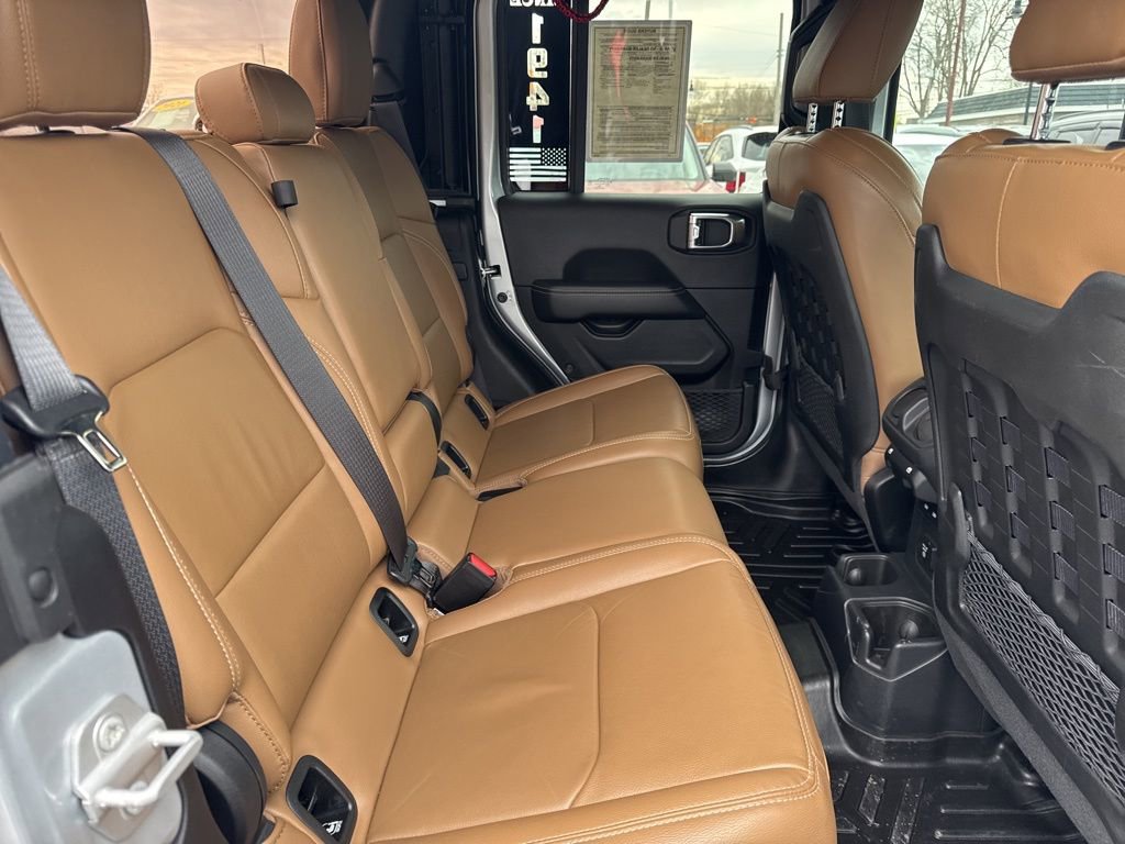 Used 2023 Jeep Gladiator Rubicon w/ Cold Weather Group image 53