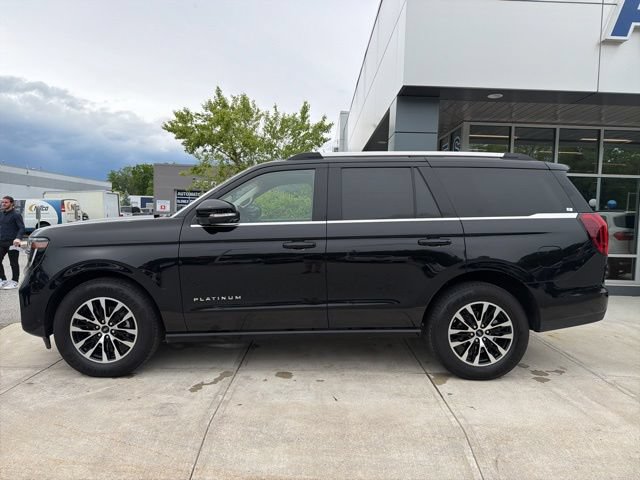 Certified 2025 Ford Expedition Platinum AWD/4WD image 6