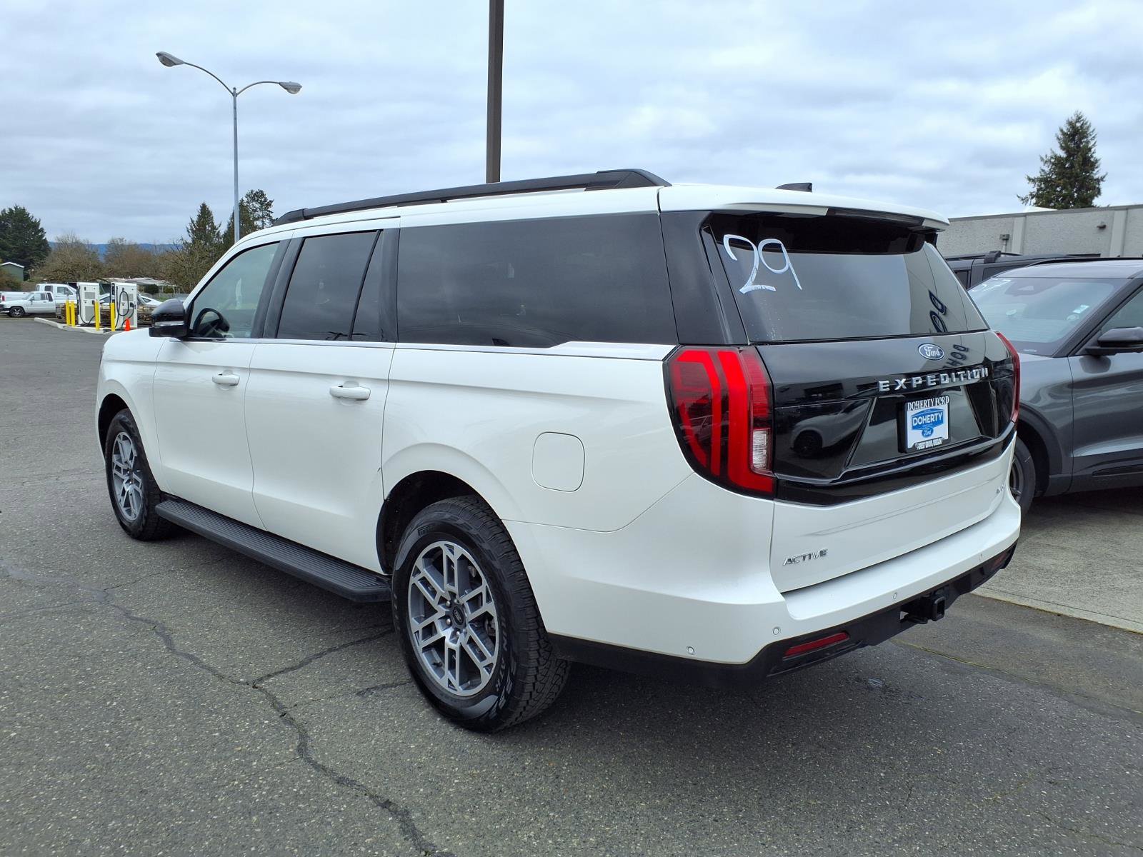 Certified 2025 Ford Expedition Max Active image 8