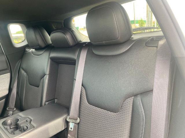 Used 2024 Jeep Compass Latitude AWD/4WD image 27