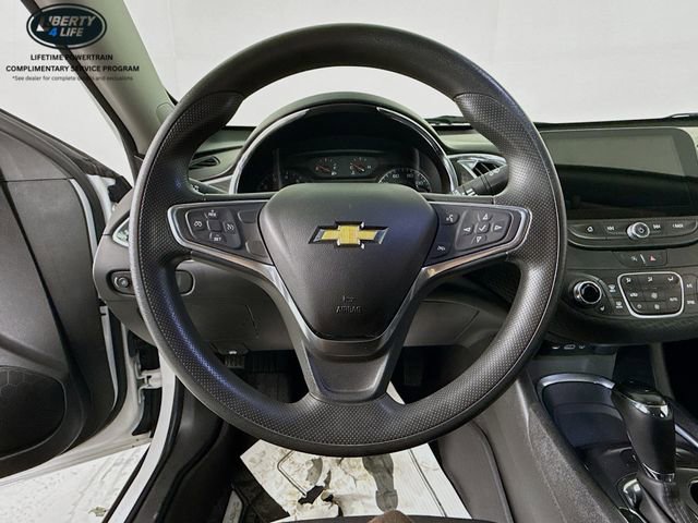Used 2020 Chevrolet Malibu LT image 11