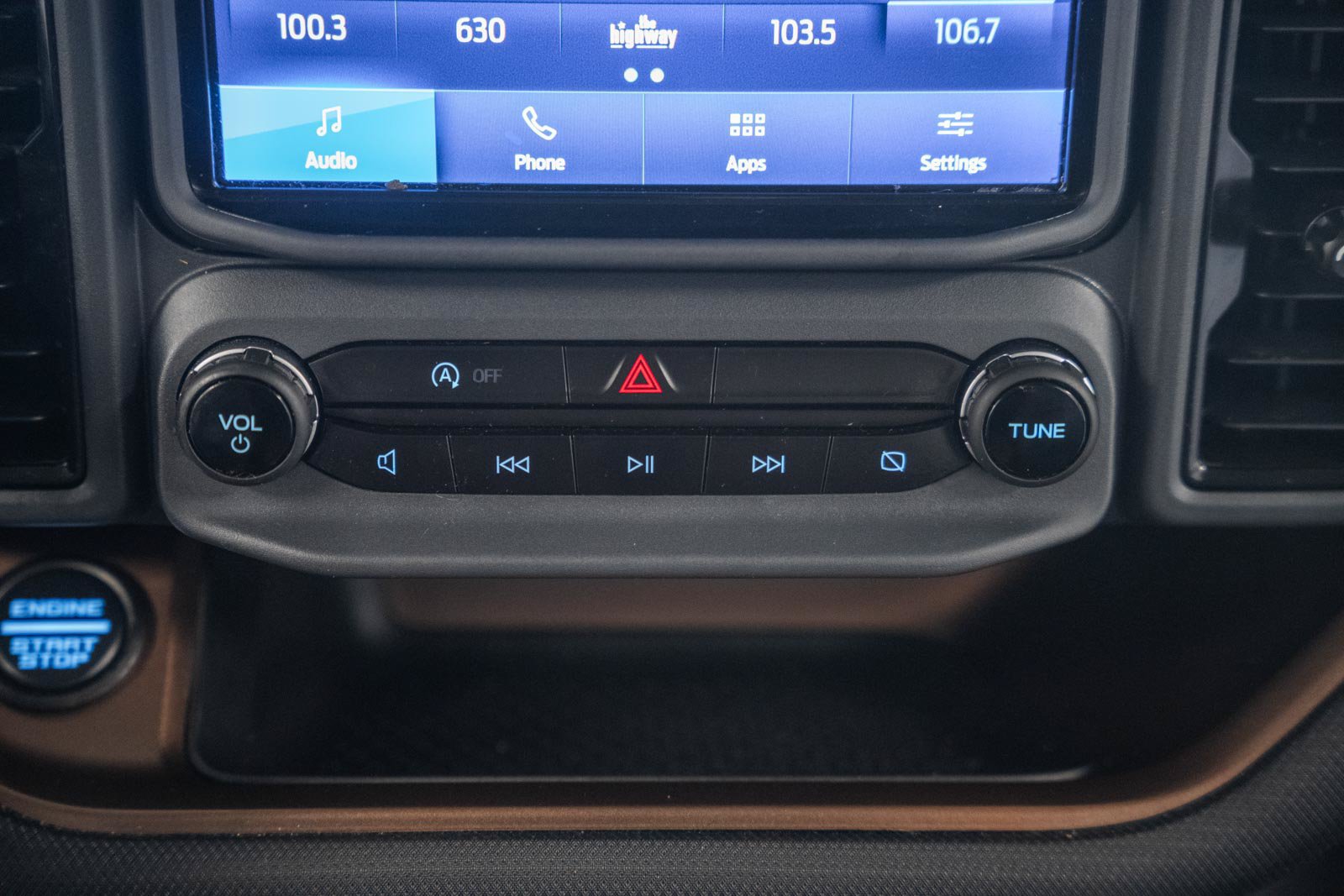 Certified 2021 Ford Bronco Sport Outer Banks AWD/4WD image 26