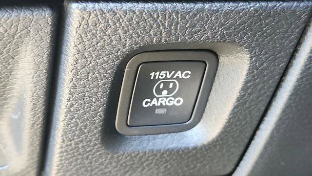 Used 2025 RAM 2500 Laramie w/ Night Edition image 11