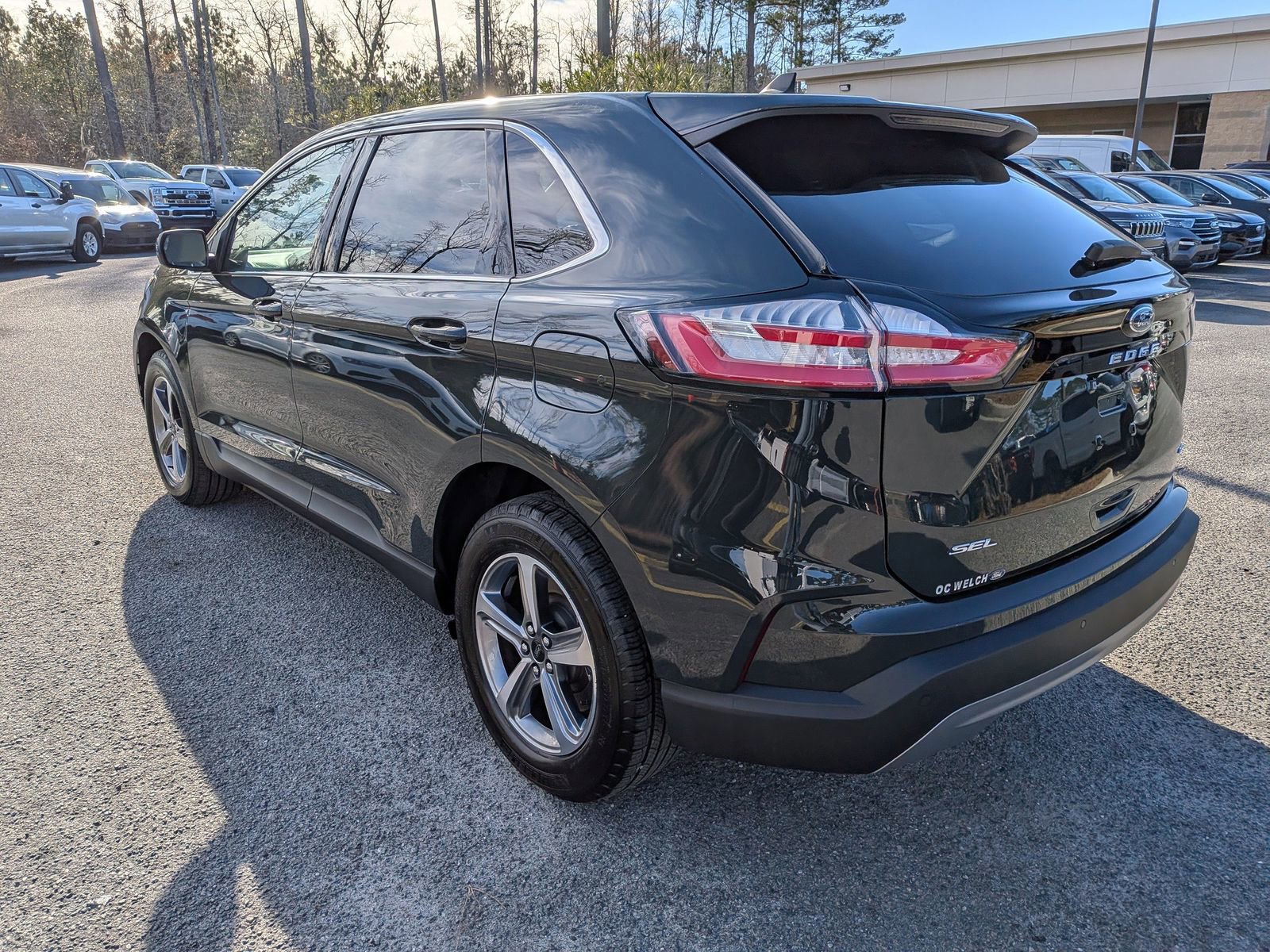 Certified 2024 Ford Edge SEL w/ Convenience Package image 3