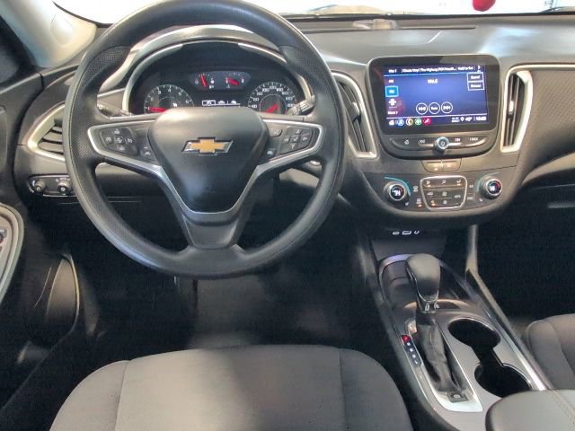 Used 2023 Chevrolet Malibu LT image 19
