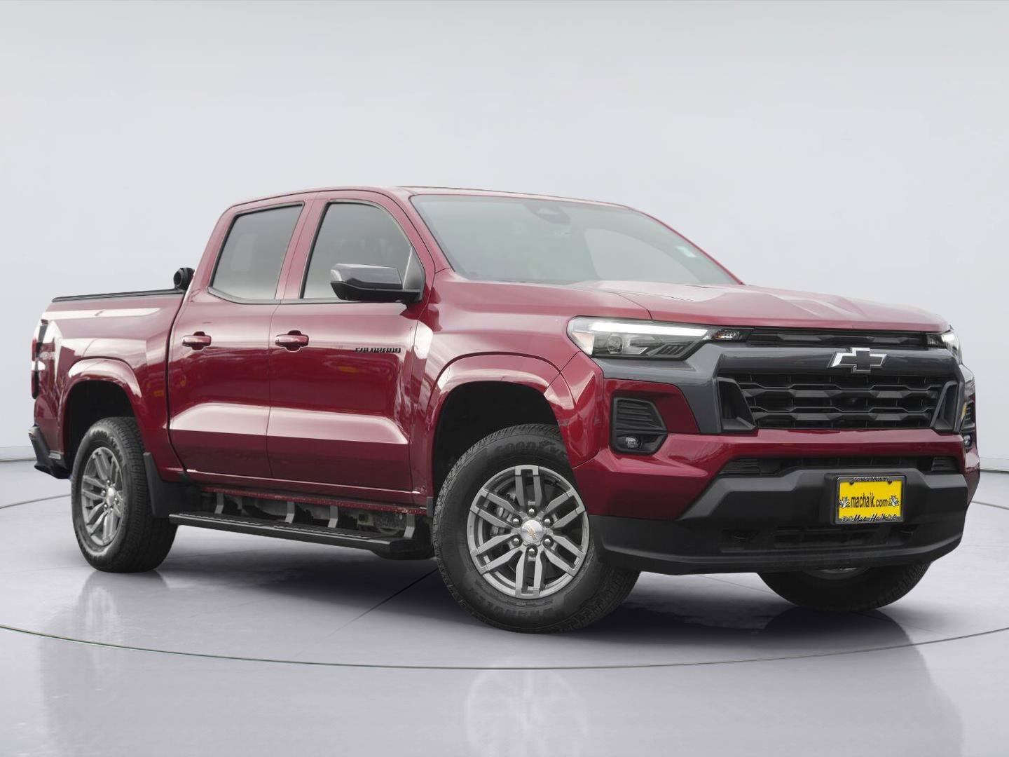 Used 2026 Chevrolet Colorado LT w/ LT Convenience Package AWD/4WD image 2