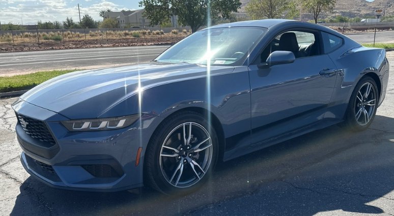 Certified 2024 Ford Mustang Coupe RWD image 1