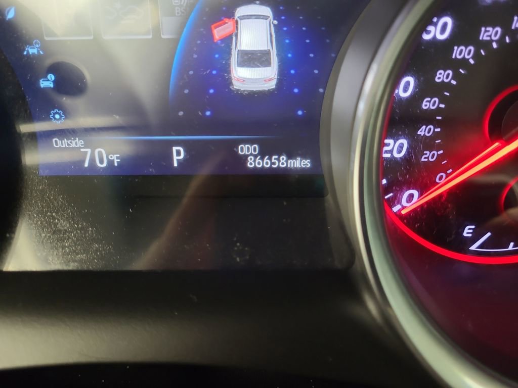 Used 2018 Toyota Camry XSE w/ Protection Package (Q2) FWD image 10