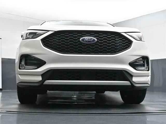 Certified 2024 Ford Edge ST-Line w/ Class II Trailer Tow Package AWD/4WD image 35