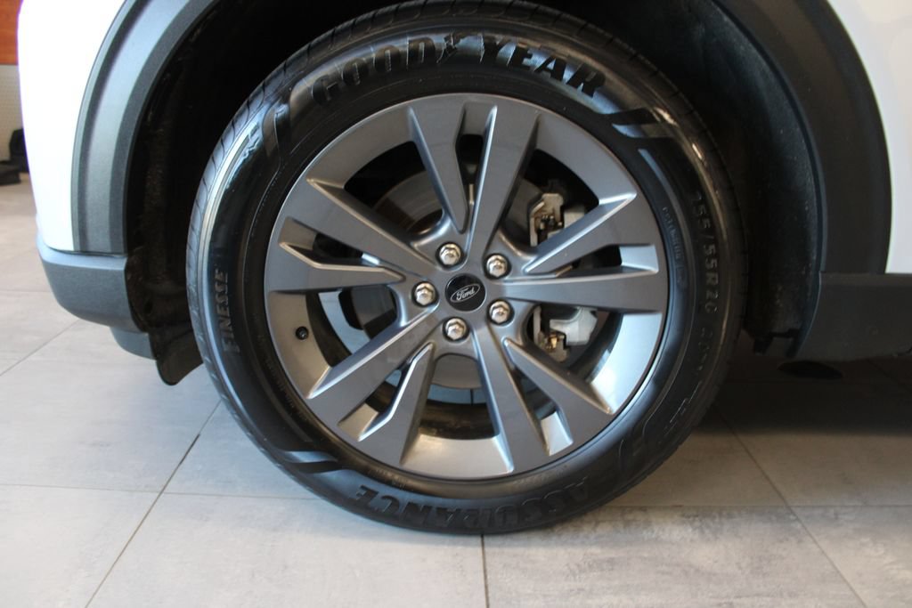 Certified 2025 Ford Explorer Active w/ Active Comfort Package AWD/4WD image 8
