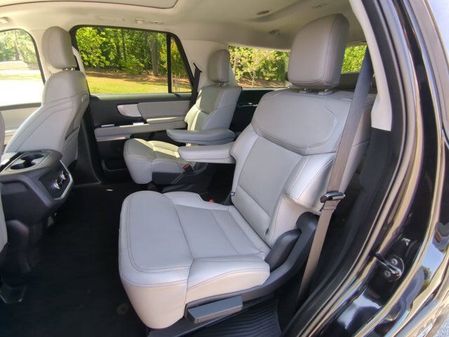 Certified 2025 Ford Expedition Active RWD image 31