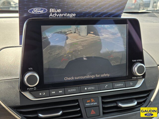 Used 2025 Nissan Altima 2.5 SV FWD image 22