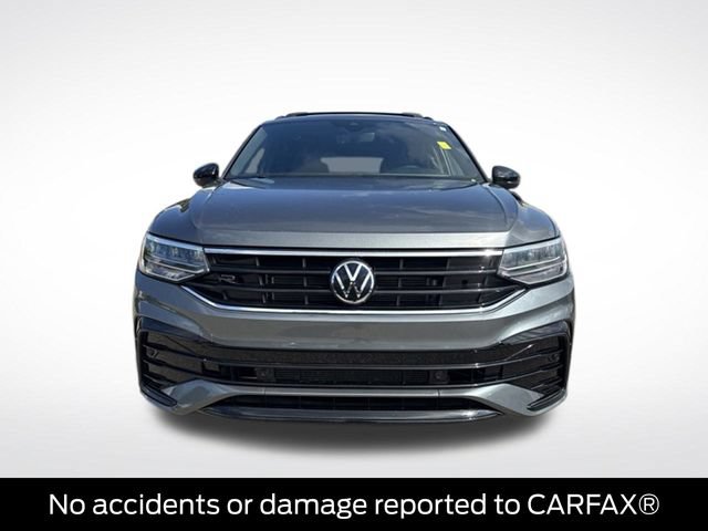 Used 2022 Volkswagen Tiguan SE R-Line AWD/4WD image 2