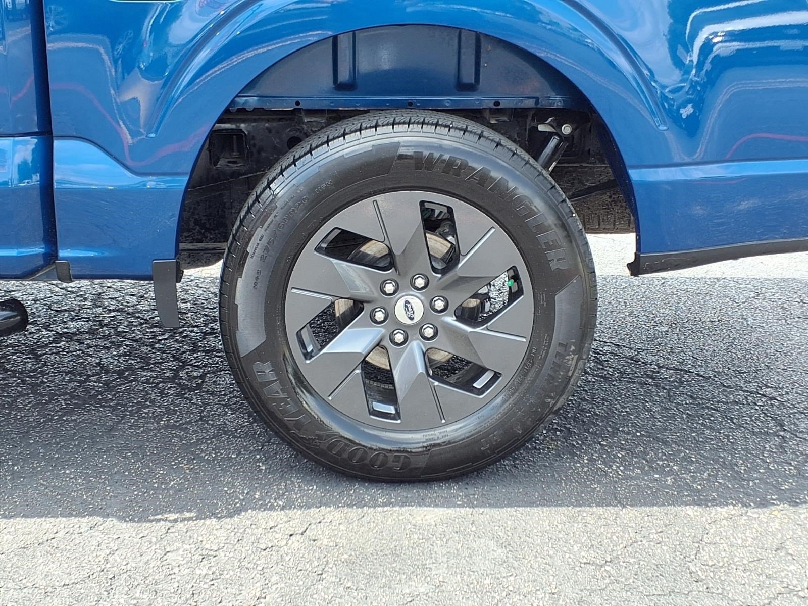 Certified 2025 Ford F150 STX w/ Equipment Group 200A RWD image 10