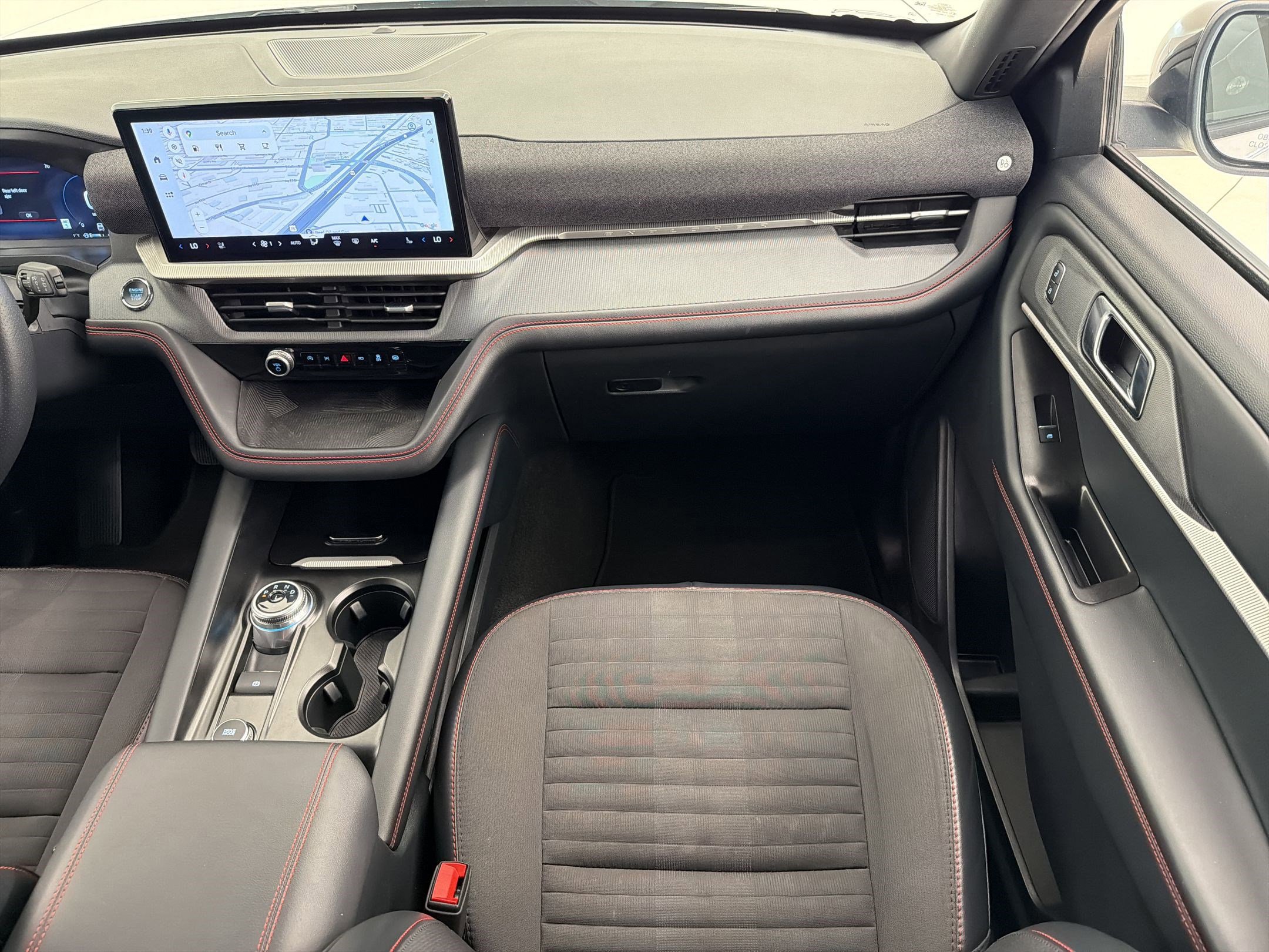 Certified 2025 Ford Explorer ST-Line w/ ST-Line Street Pack image 27