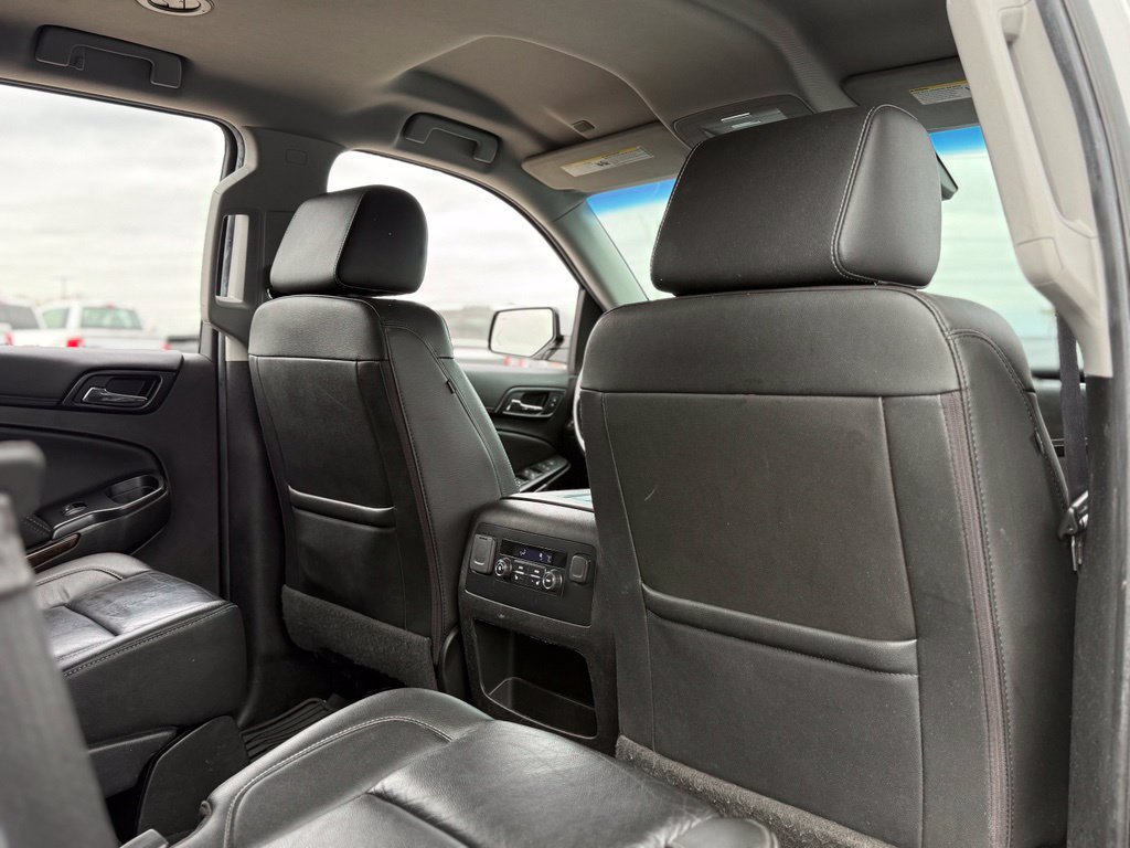 Used 2019 Chevrolet Tahoe LT w/ Luxury Package AWD/4WD image 14