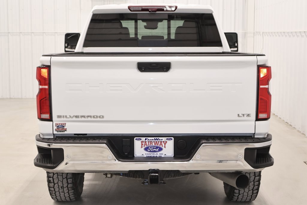 Used 2024 Chevrolet Silverado 2500 LTZ w/ LTZ Plus Package image 5