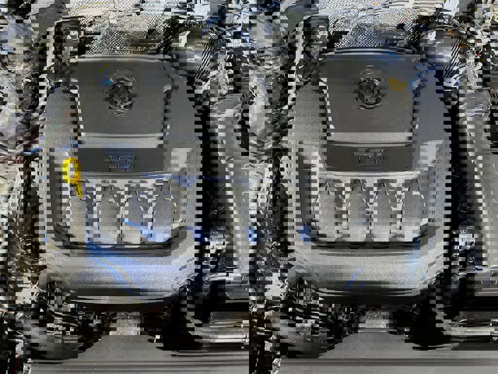 Used 2023 Volkswagen Tiguan SE R-Line image 13