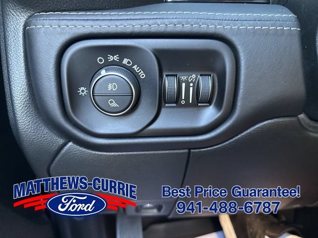 Used 2026 RAM 2500 Limited AWD/4WD image 28