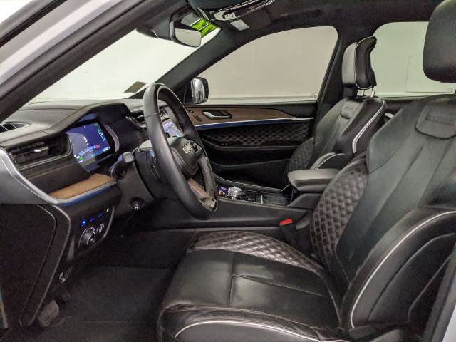 Used 2023 Jeep Grand Cherokee Summit image 24