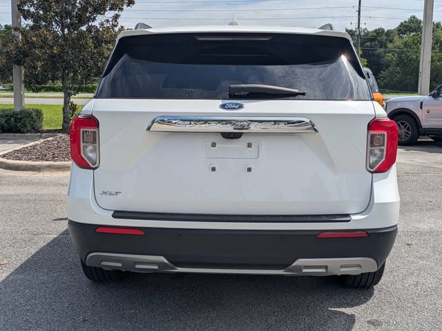 Certified 2022 Ford Explorer XLT w/ Equipment Group 202A RWD image 5