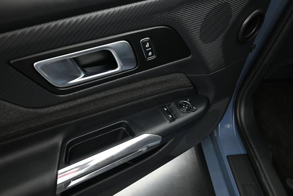 Certified 2025 Ford Mustang Coupe RWD image 11