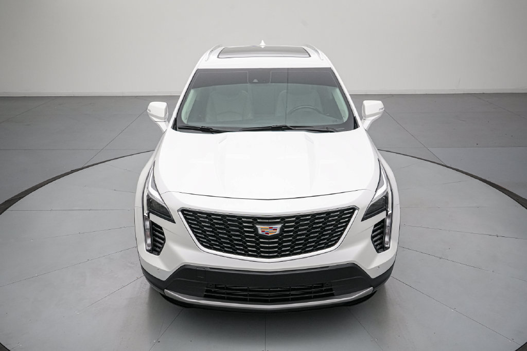 Used 2023 Cadillac XT4 Premium Luxury FWD image 9