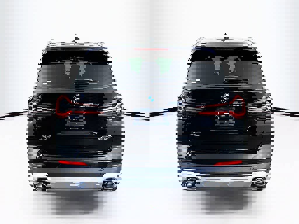 Used 2022 BMW X3 xDrive30i image 4