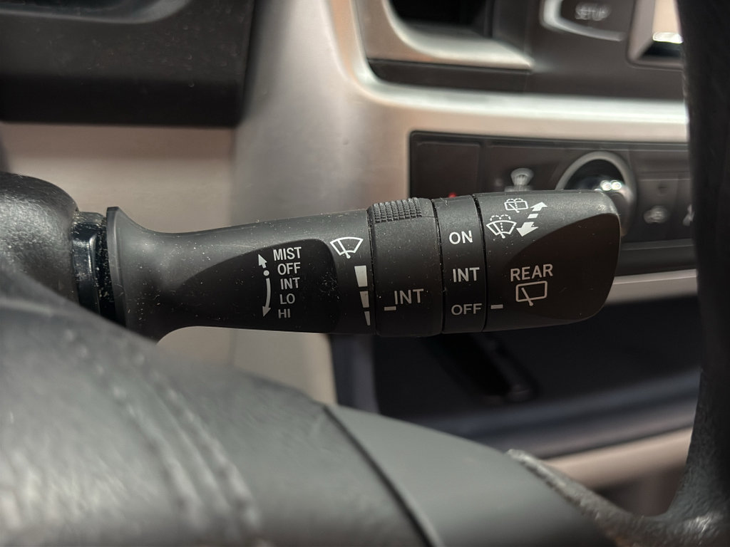 Used 2017 Toyota Highlander LE image 15