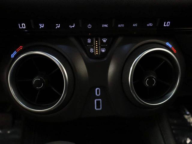 Used 2021 Chevrolet Blazer LT FWD image 23