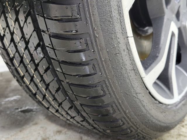 Certified 2020 Ford EcoSport SES w/ SES Black Appearance Package image 11