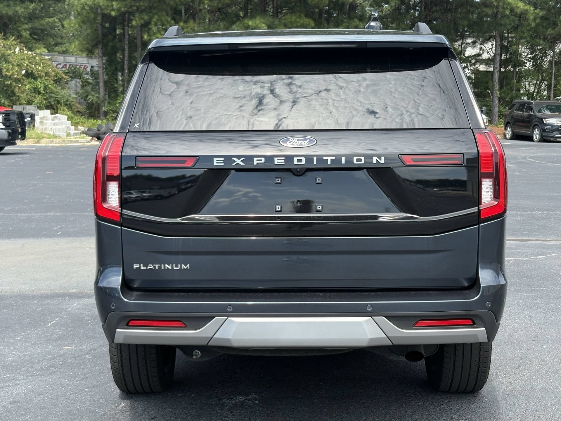 Certified 2025 Ford Expedition Platinum w/ Driver's Package AWD/4WD image 21