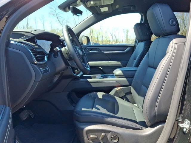 Used 2026 GMC Acadia Elevation w/ Elevation Premium Package AWD/4WD image 17