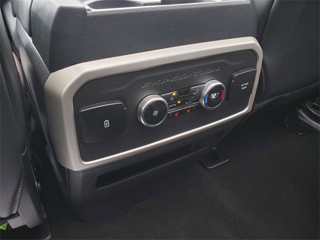 Certified 2023 Ford Expedition Limited image 31