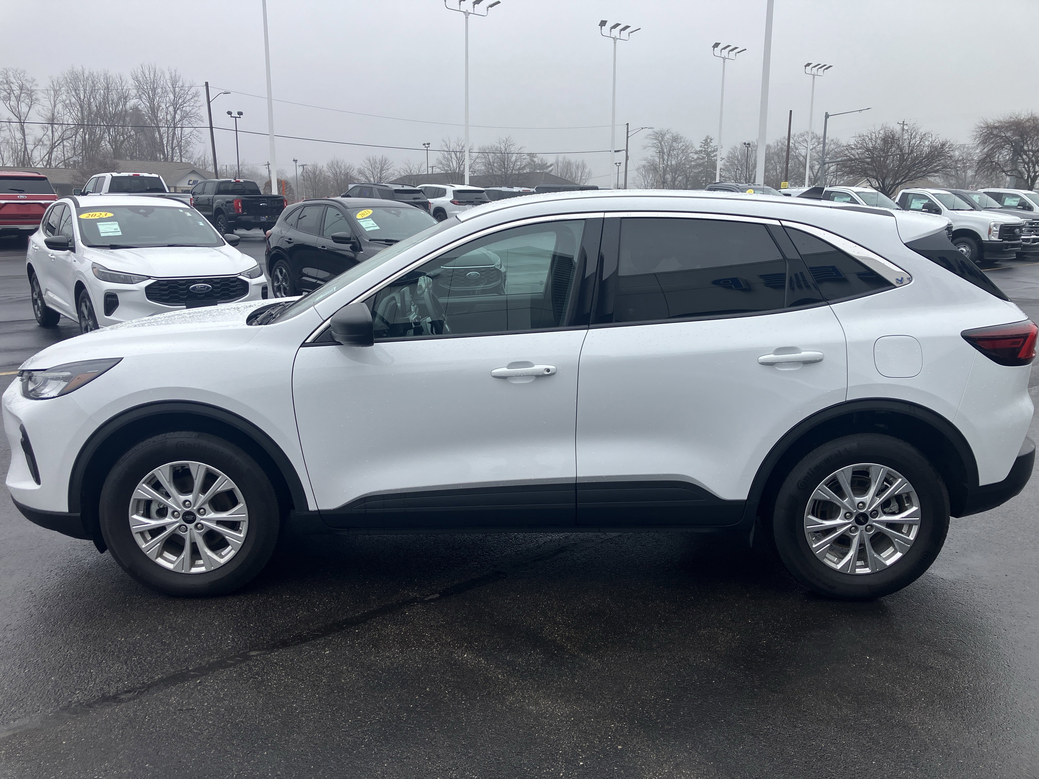 Certified 2023 Ford Escape Active image 2