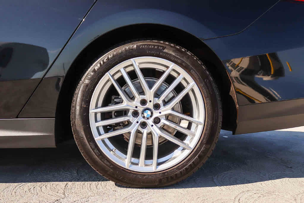 Used 2025 BMW 530i RWD image 10