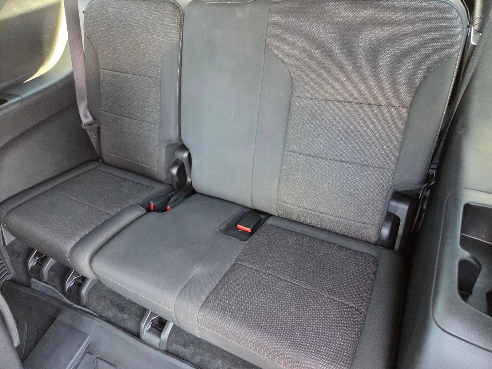 Used 2025 Chevrolet Traverse LT FWD image 12