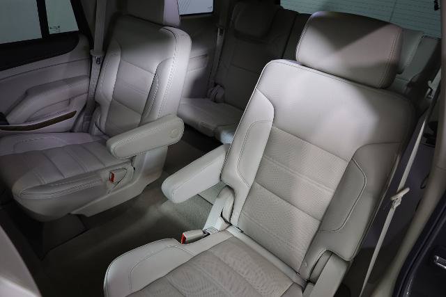 Used 2020 GMC Yukon Denali w/ Denali Premium Package AWD/4WD image 12