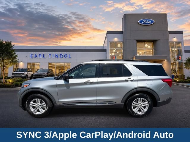 Certified 2021 Ford Explorer XLT RWD image 5