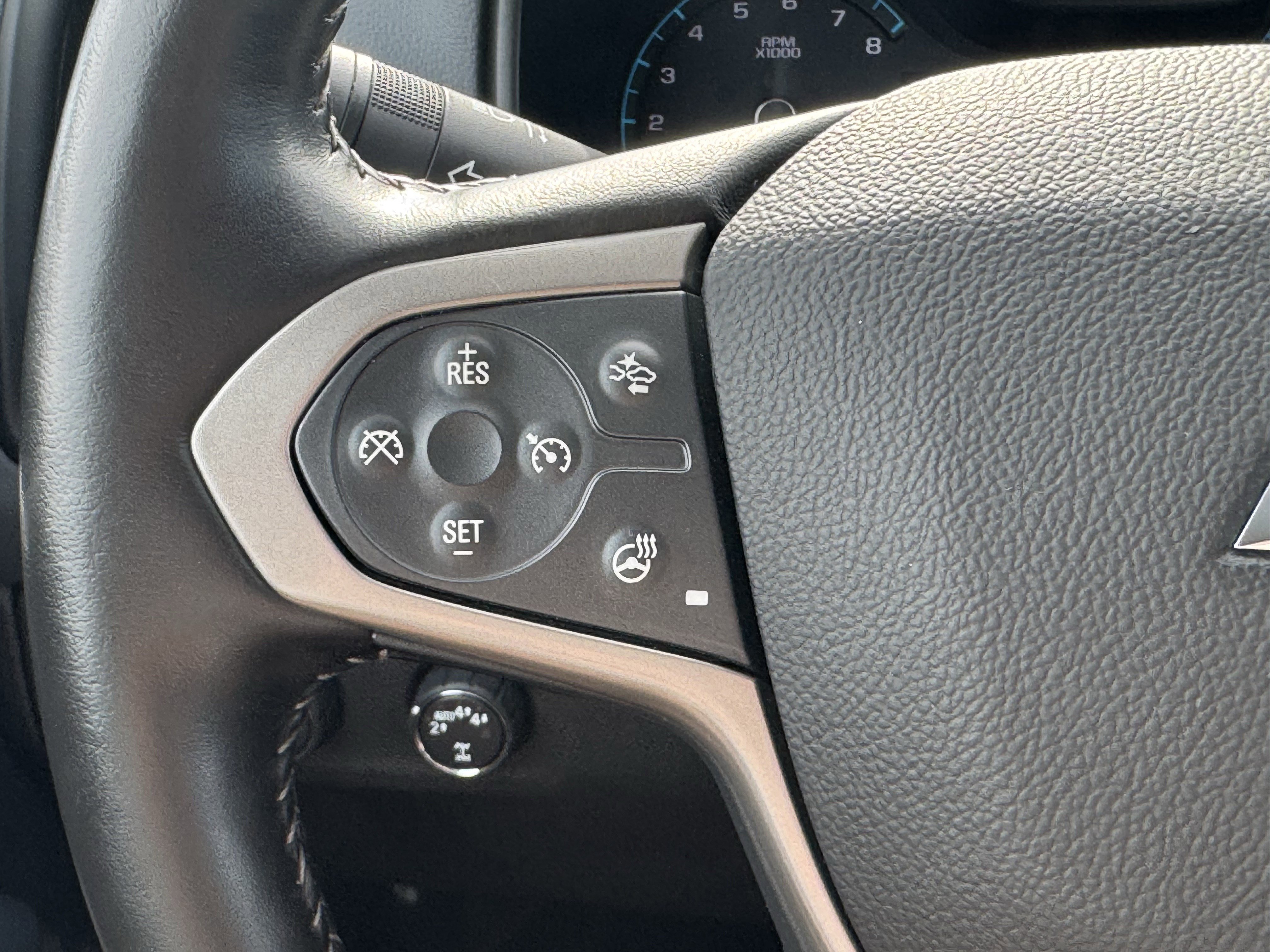 Used 2021 Chevrolet Colorado Z71 w/ Safety Package image 16