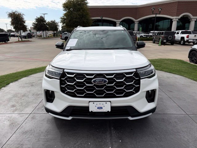 Certified 2025 Ford Explorer Platinum w/ LUX Leather Package AWD/4WD image 2