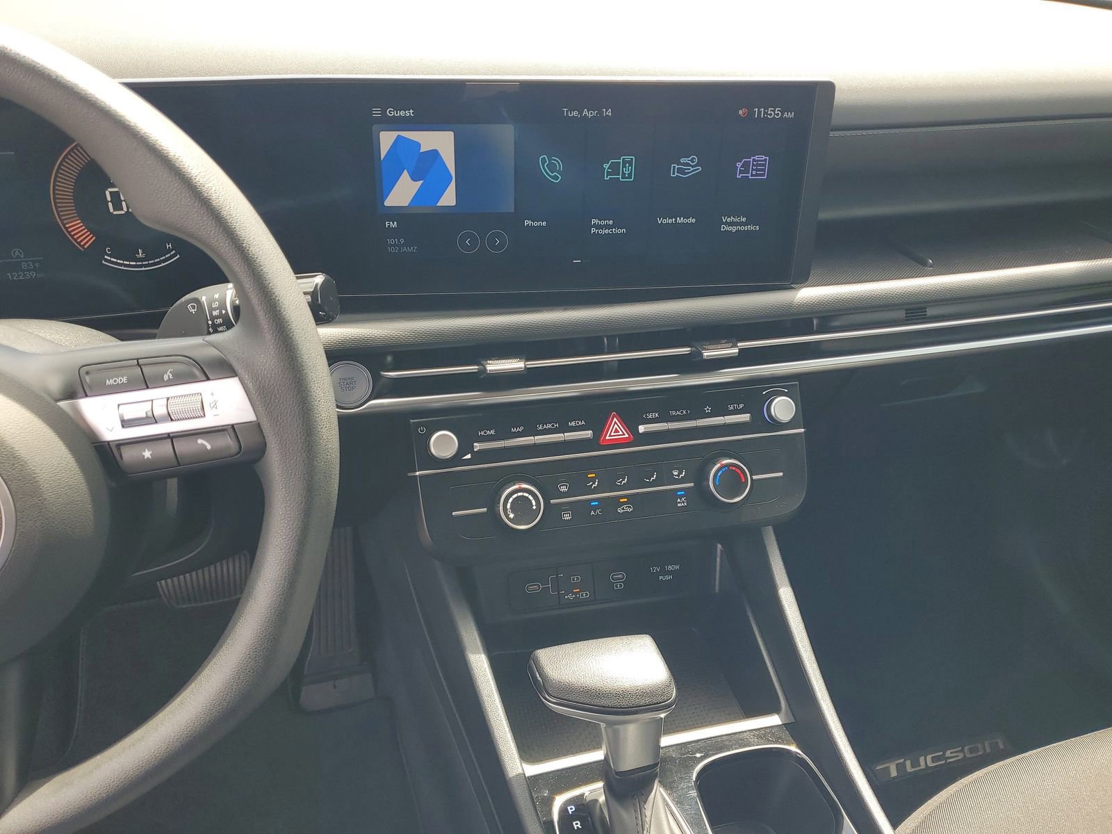 Used 2025 Hyundai Tucson SE image 21